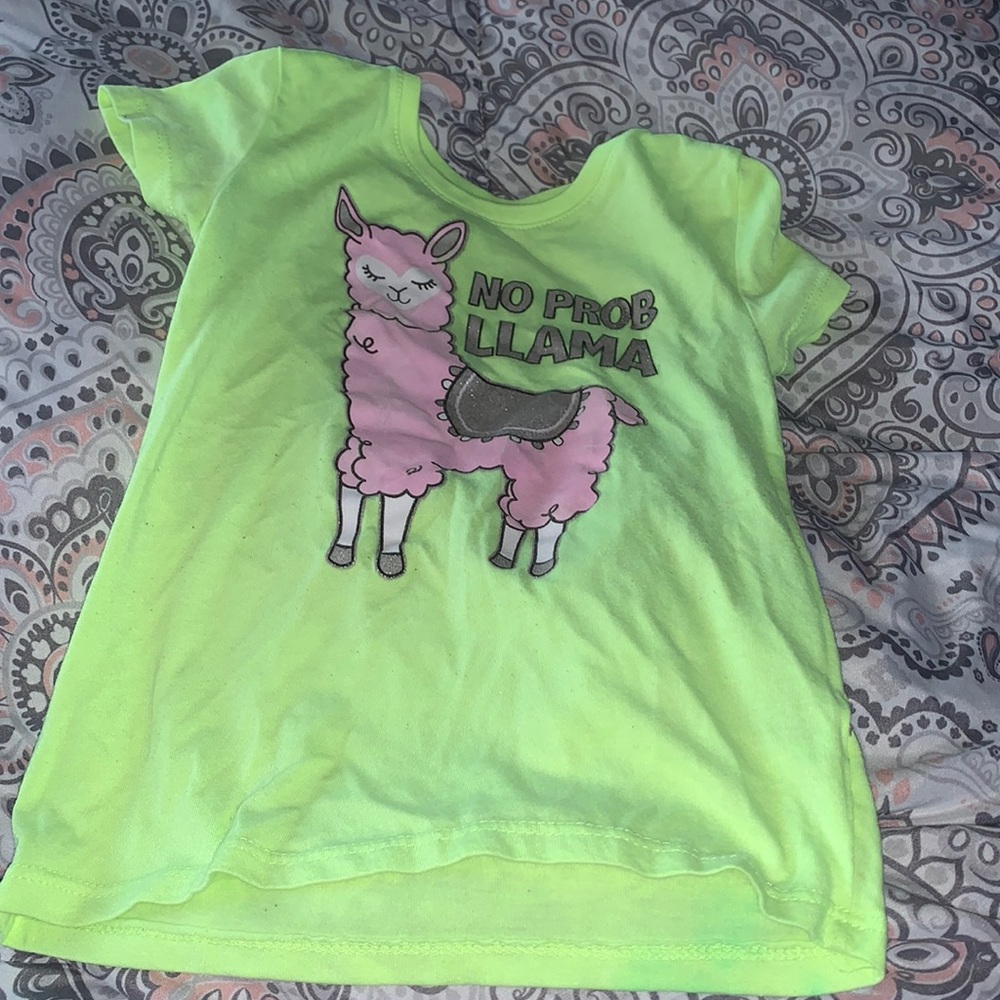 Graphic tee